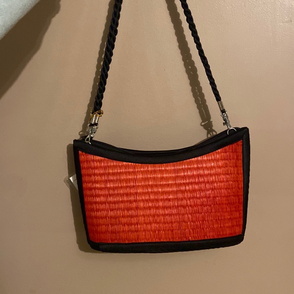 Baskets of Cambodia Handbag Made of Seagrass